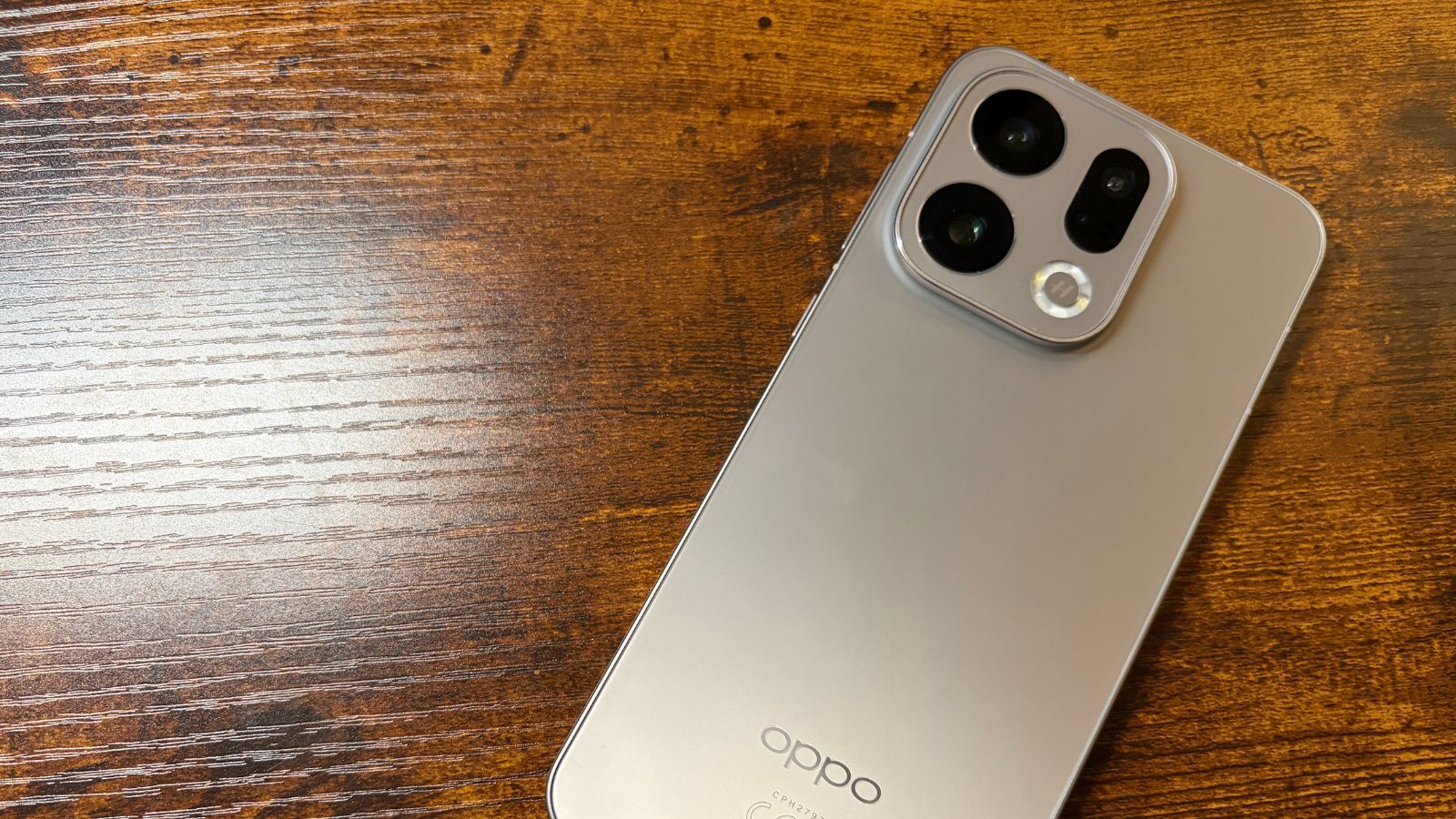 OPPO Find X9: il flagship più equilibrato del mercato, RECENSIONE