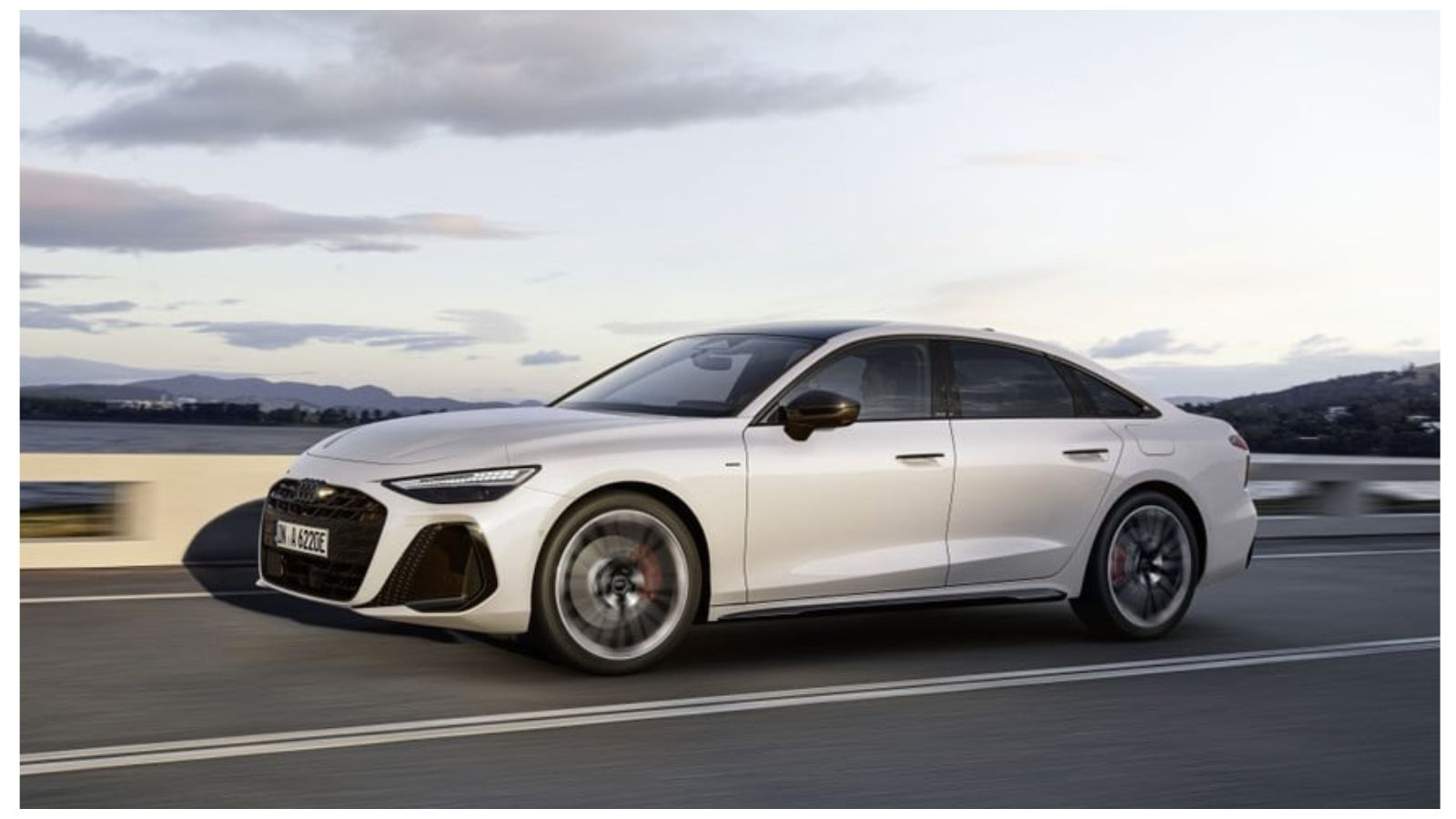 Nuova Audi A6 e-Hybrid: Lusso, Tecnologia e Guida Sostenibile al Top!