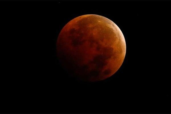 eclissi di superluna