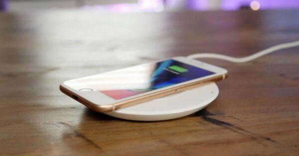 ricarica wireless batteria iPhone
