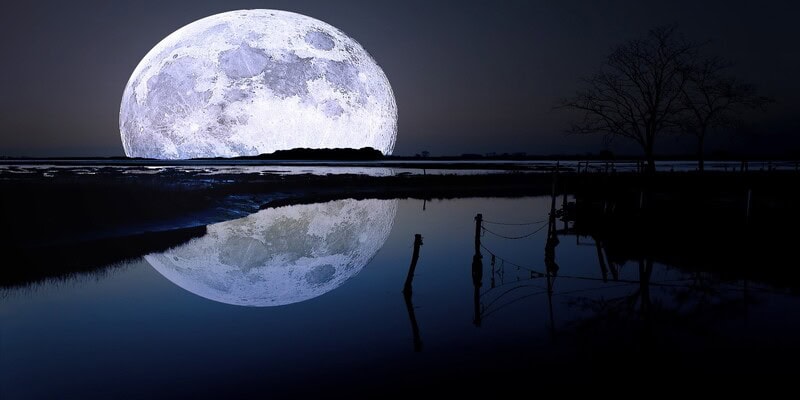 Superluna e congiunzioni tra pianeti