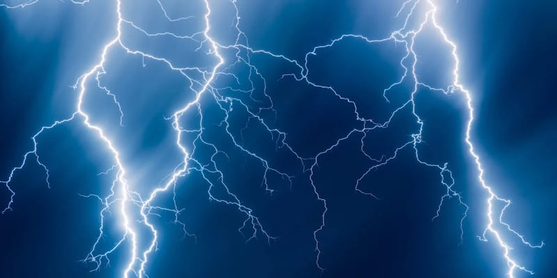 un-temporale-puo-causare-problemi-al-vostro-smartphone-xiaomi-risponde