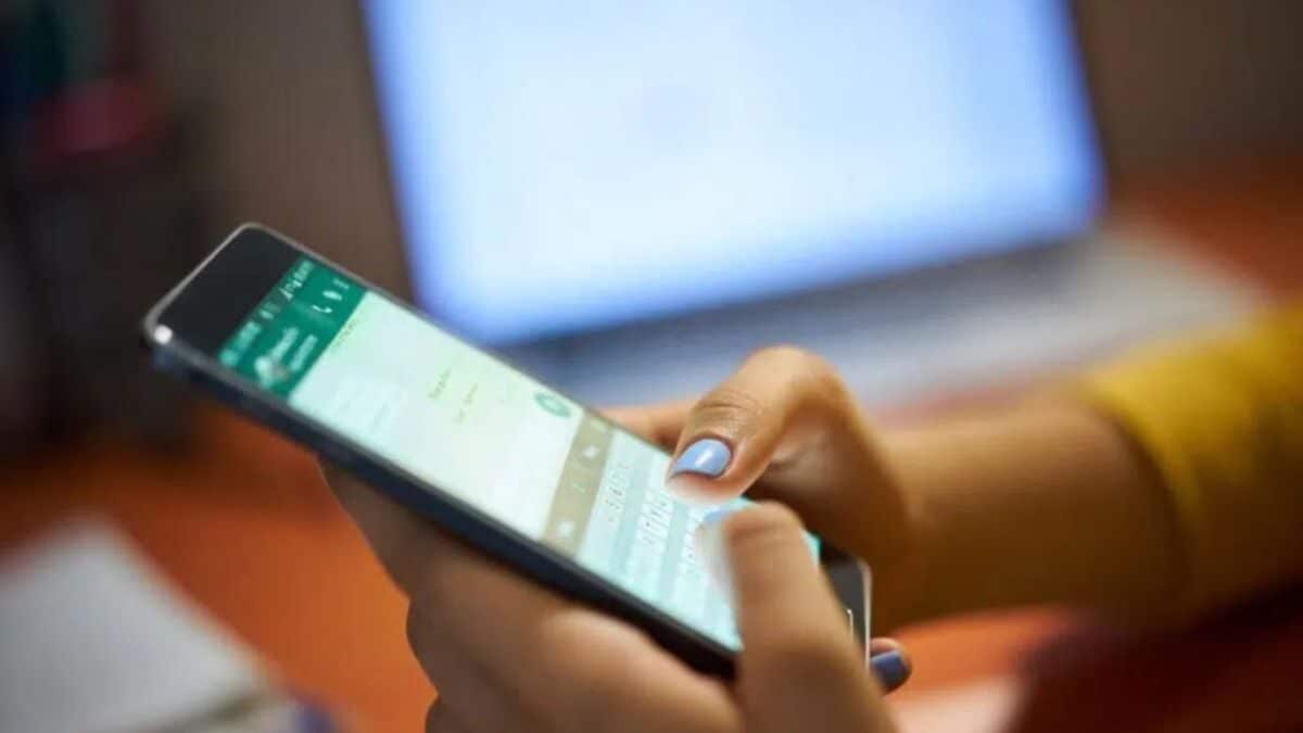 WhatsApp, come si fa a SPIARE il partner? Il nuovo trucco