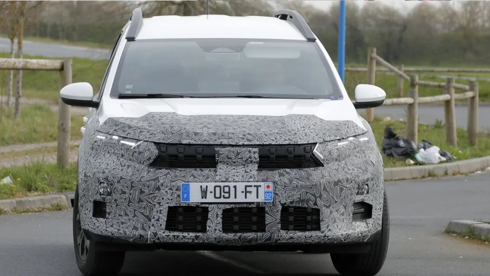 Nuova Dacia Jogger: Design Rivisto, Tecnologia Avanzata e Prezzi Sorprendenti!